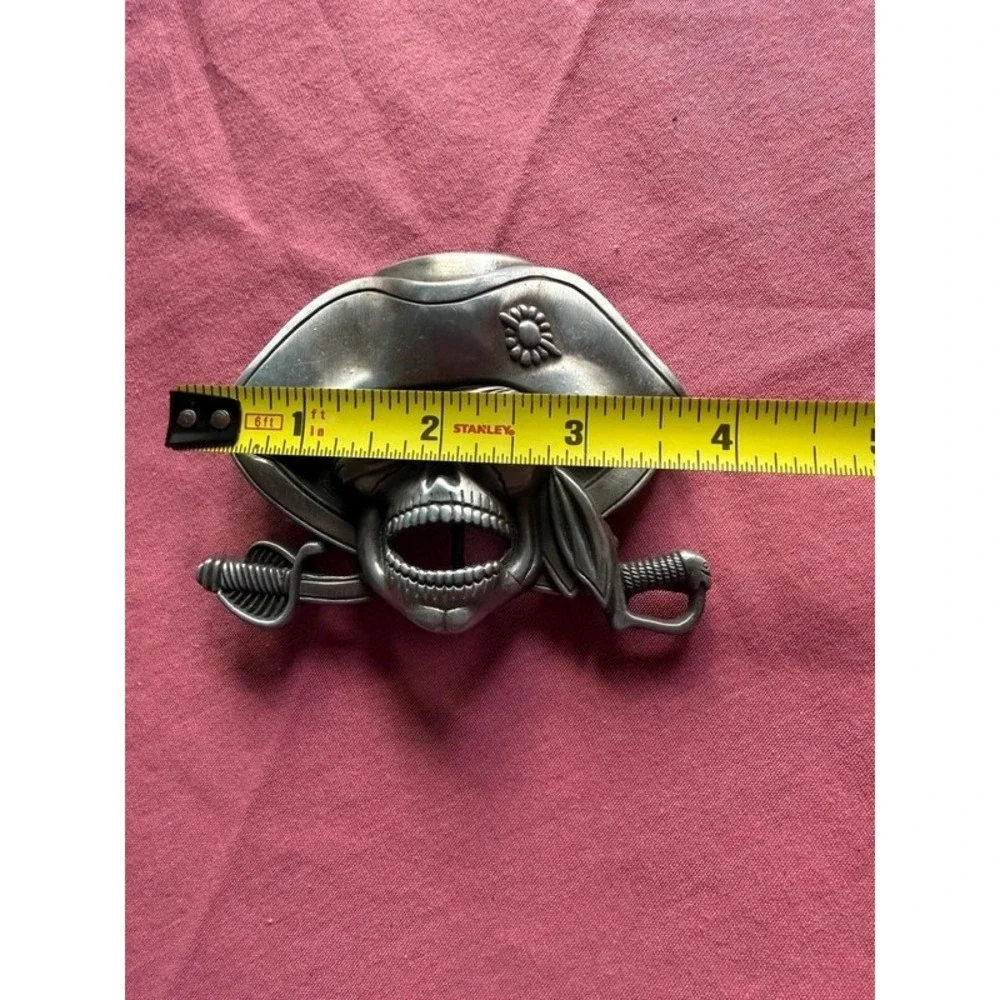 Vintage Pewter Pirate Skull Crossbones Belt Buckle 3.5